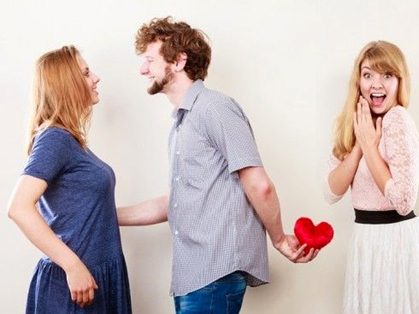 There are some expectations after marriage, about which it is better not to think, because because of those expectations, a fight starts between husband and wife.