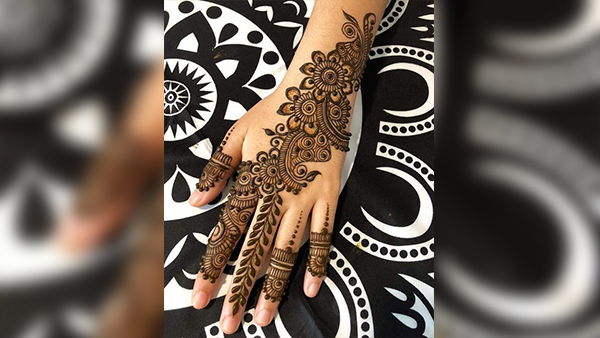 Sawan Special Mehndi Design