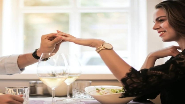 Before proposing to your partner, you must keep some important things in your mind, so that even after proposing, the strength of your relationship remains strong and the relationship turns 