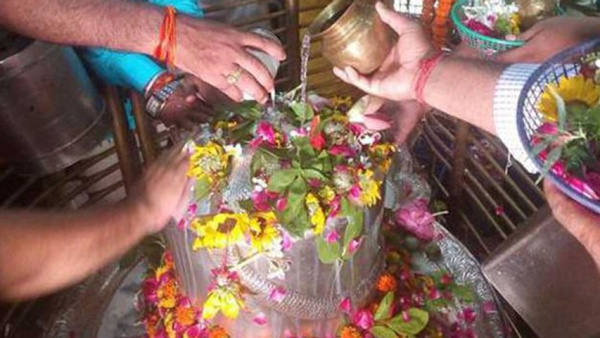 Sawan 2023: Shivling Par Chadha Jal Pina Chahie Ya Nahin Can We Drink Water Offered On Shivling 