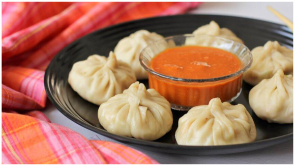 Momos Khane Ka Tarika: What is The Right Way to Eat Momos as per aiims advisory