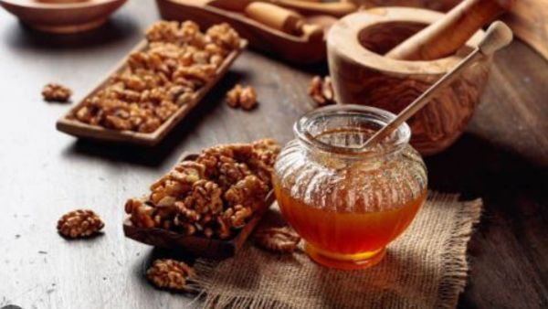  Mixture of Honey and Walnuts 