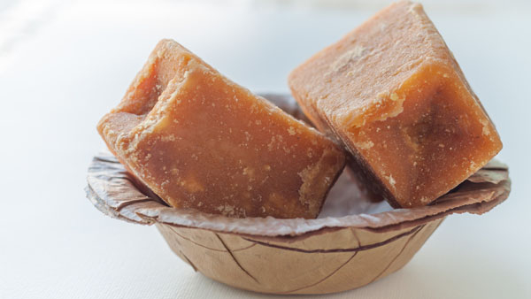  Jaggery in rainy season For Long Without Moisture