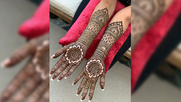 Karwa Chauth Mehndi Design 