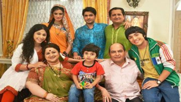 Garuda Purana in Hindi: Doing These Things Will Give Happy Life For Seven Generations of Your Family