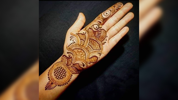 : 7 Stunning Mehendi Designs for Festive Season