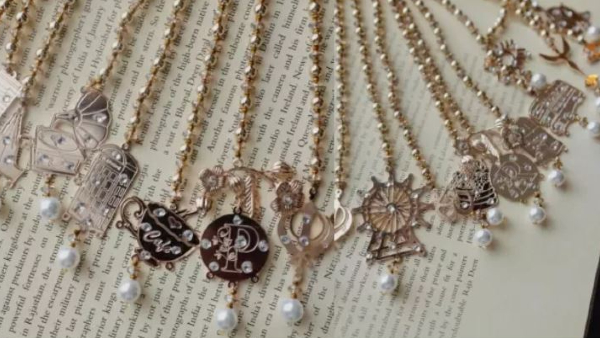 Parineeti Chopra’s Bridal lehenga P