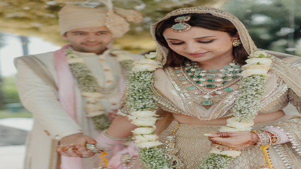 Parineeti Chopra Married To AAP Leader Raghav Chadha See Latest Wedding Photos