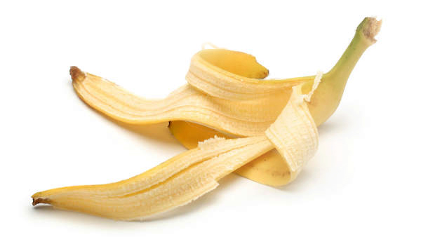 how to use banana peels for cleaning feet in hindi