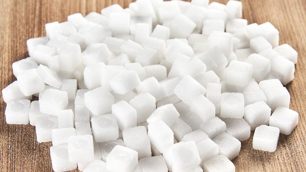  ayurvedic home remedies for dengue fever like neem leaves, 