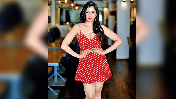 bigg boss 17 contestant mannara chopra hot and styl