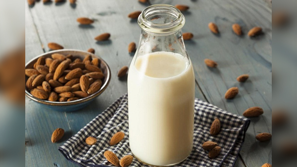 Navratri Day 2: आज का दिन मां ब्रह्मचारिणी को समर्पित, जानें पूजा विधि, भोग, मंत्र व आरती