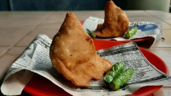  Khane Ko Newspaper Me Rakhkar khane ke Nukasaan