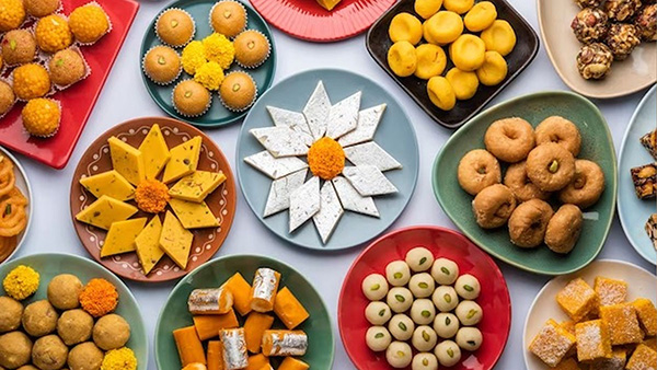  Diwali 2023: Kaju Katli To Jalebi Popular Indian Sweets, 