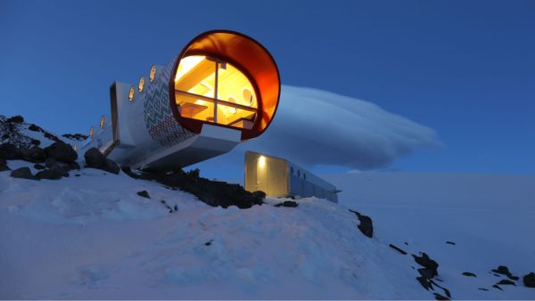  Top 8 most unusual and unique hotels in the world