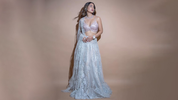 Diwali 2023 Dress Ideas: actress hina khan inspired ethnic outfits and sarees for diwali party