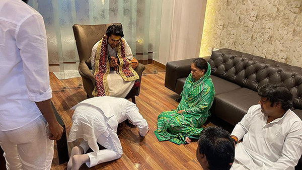 Rajasthan Ex Cm Vasundhara Raje Meet Dhirendra Krishna Shastri, know History of Bageshwar Dham in hindi