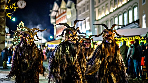  Christmas Day 2023: 9 Most Unique Christmas Traditions Around The World