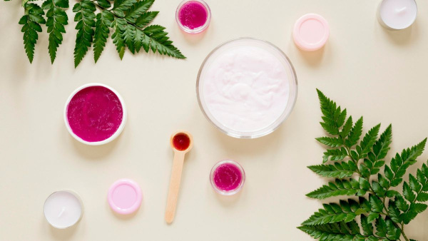 How to make Homemade beetroot moisturizer cream for skin in winter
