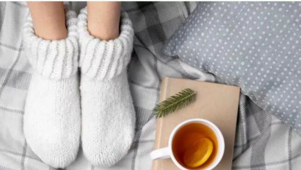 During This winter, Keep your toes warm by these hacks to keep your feet comfortable and warm this winter.