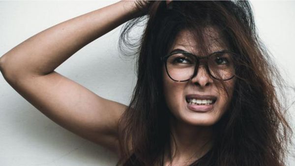 Know the 6 Reasons Of Itchy Scalp During Pregnancy in Hindi 