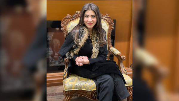 Hina Rabbani Khar To maryam nawaz Top