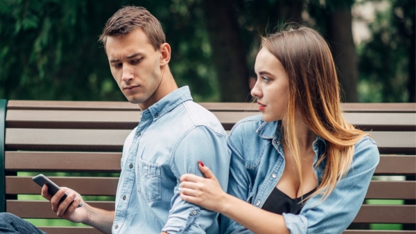 Signs That You Are Emotionally Immature In hindi	