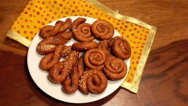 Makar Sakarnti 2024, Ghughutiya tyar,