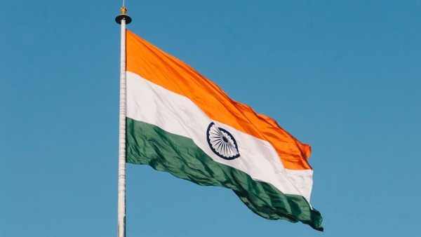  Republic Day 2024: What Is The Difference Between Flag Unfurling and Flag Hoisting? 