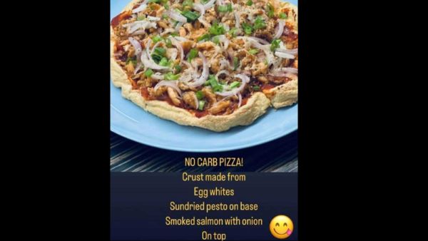 Fighter Actor Hrithik Roshans No Carb Pizza Is Winning The Internet
