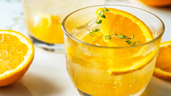 benefits of drinking-warm-lemon-water-in-the-morning-in hindi