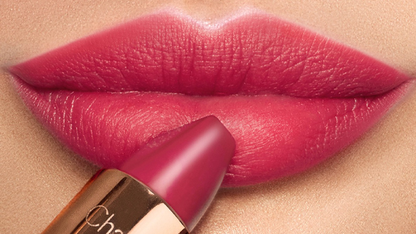 Rose Day 2024: Find 6 Best Trending Pink Lipsticks Shade for Every Skin Tone Rose Day 2024: Find 6 Best Trending Pink Lipsticks Shade for Every Skin Tone