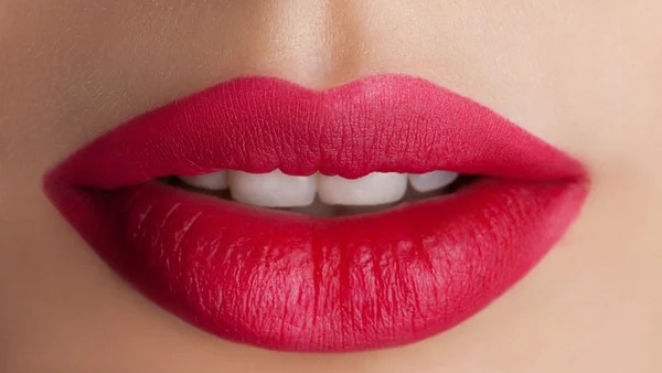 Rose Day 2024: Find 6 Best Trending Pink Lipsticks Shade for Every Skin Tone Rose Day 2024: Find 6 Best Trending Pink Lipsticks Shade for Every Skin Tone