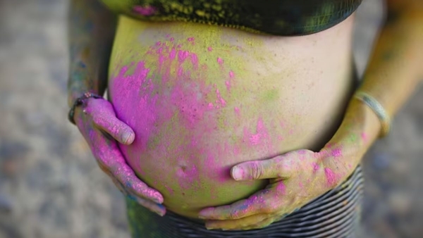 Is it safe to play Holi during pregnancy