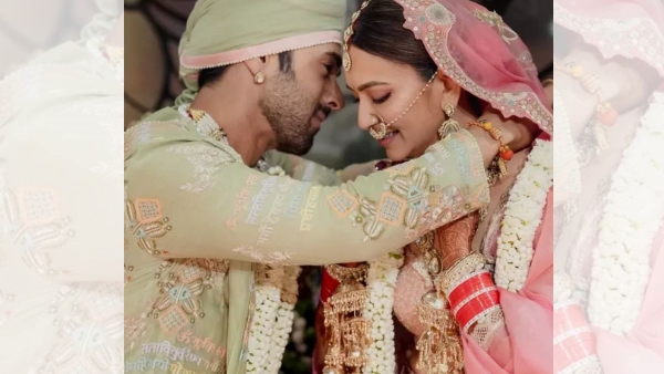 Pulkit Samrat Sherwani Gyatri Mantra