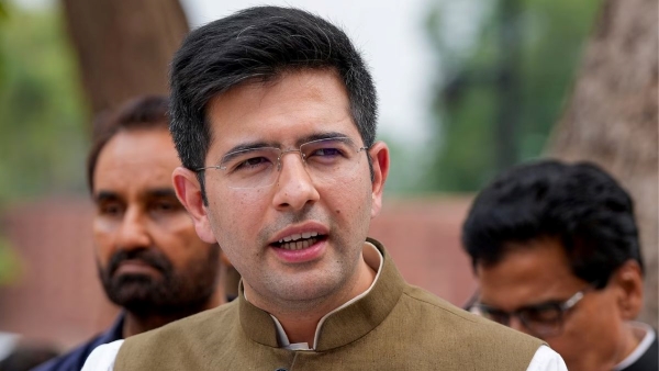 aaps-raghav-chadha-to-undergo-eye-surgery-in-uk