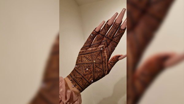 Moroccan Mehndi design for back Hand