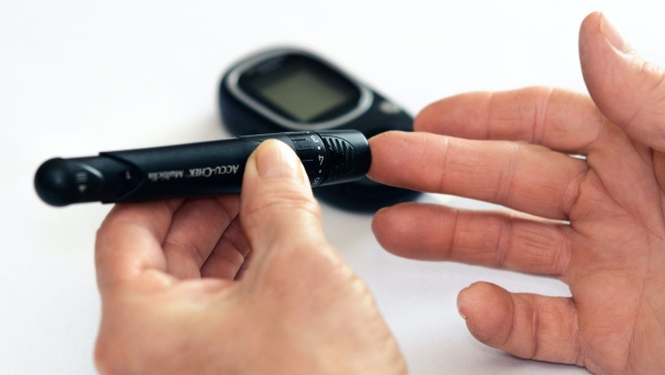 Does blood sugar go up when hot