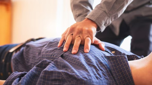 Know How To Perform CPR Know How To Perform CPR