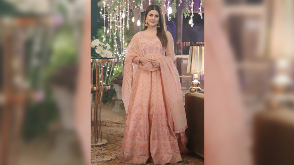 Kubra Khan Salwar suit idea