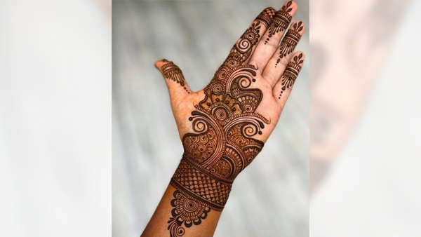 Front and Back Hand Simple And Beautiful