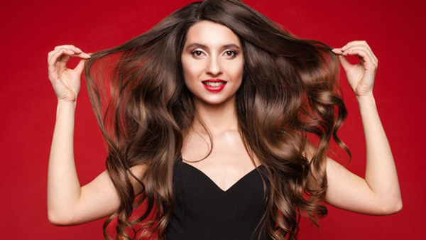 Hair Wash Rules for Married Women Ko Kis Din Baal Nahi Dhone Chahiye