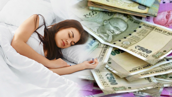 Sapne Me paise Dekhne Ka Kya Matlab Hai Seeing Money in Dreams meaning in Hindi