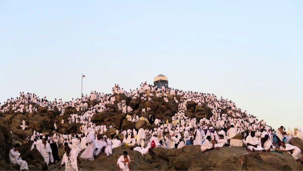 Dua on the day of Arafah Arafat Ke Din Padhne Ki Dua in Hindi