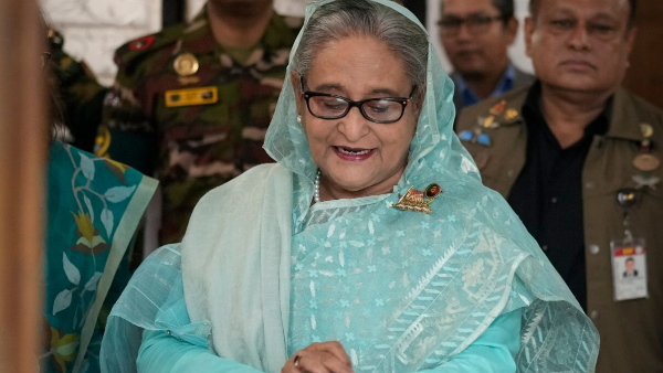 Bangladesh PM Sheikh Hasina Resigns Check out her Educational Qualification Political Career in Hindi