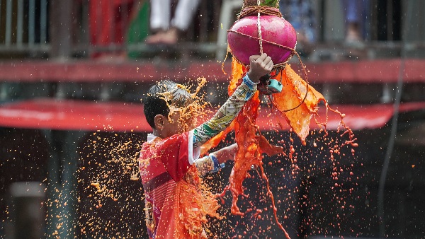 Happy Dahi Handi 2024 Wishes Quotes Messages Shayari FB Whatsapp Status Insta Captions in Hindi