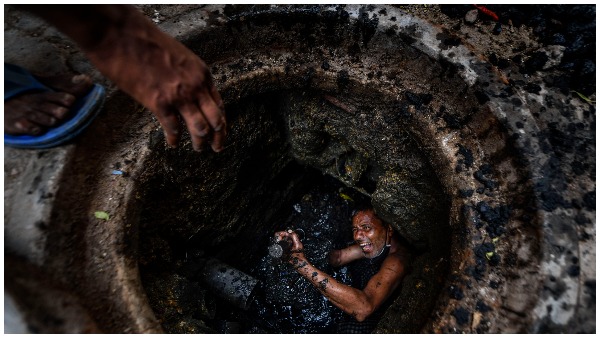 Four workers die Inside septic tank at patna