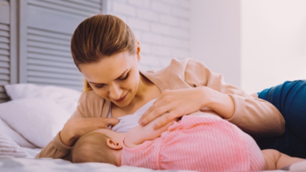 Infant dies after mom falls asleep while breastfeeding