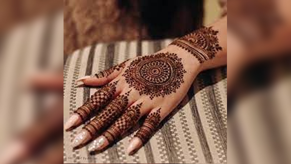 Mehndi Design Front Hand Simple Easy And Beautifu