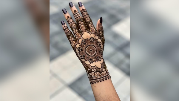 Mehndi Design Front Hand Simple Easy And Beautifu